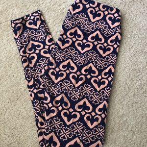 One size LuLaRoe leggings